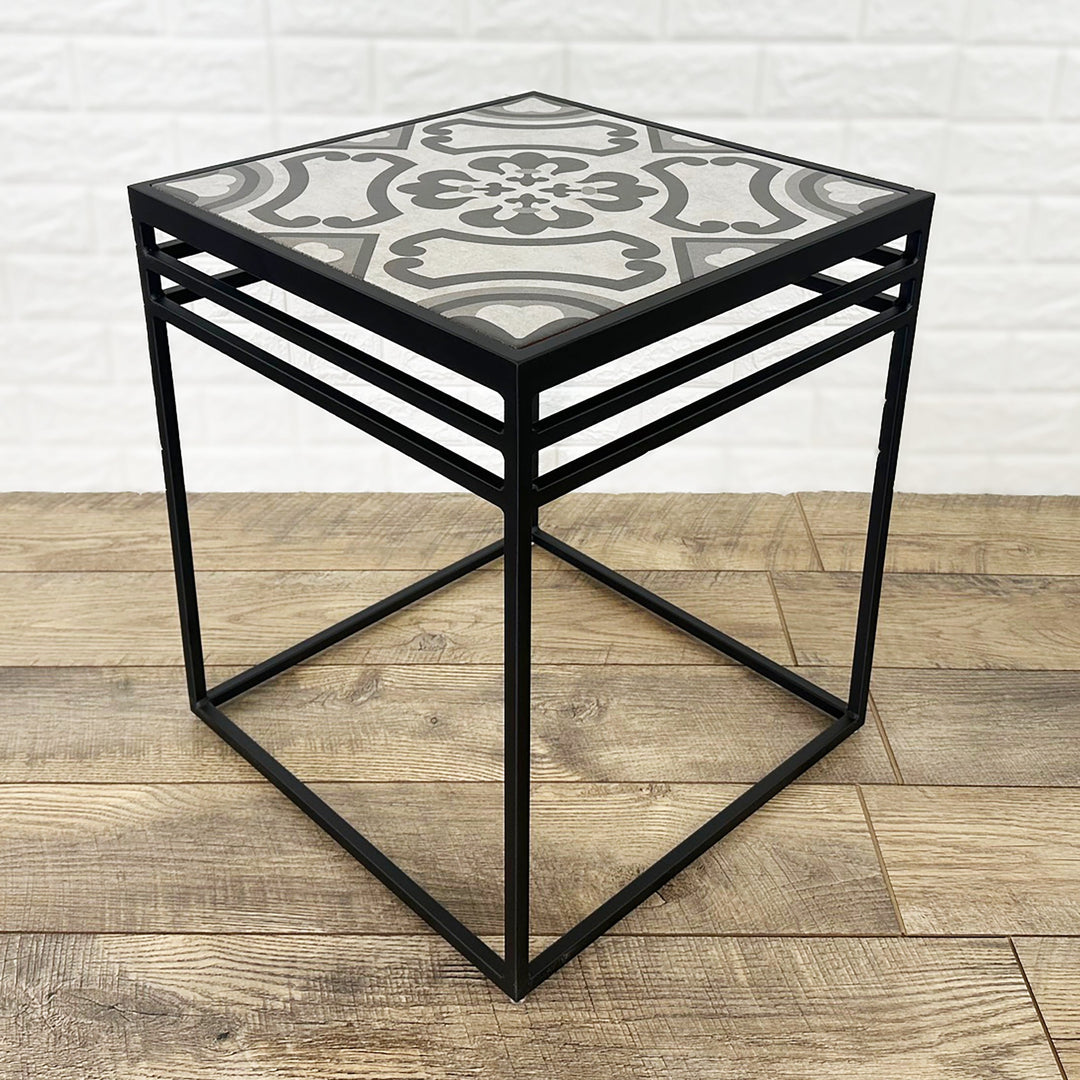 Lang. Tile Top Outdoor Patio Side Table, Metal Base. White / Black