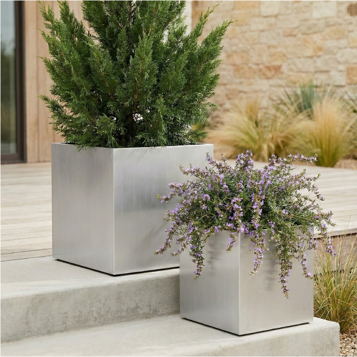 madeir_cube_outdoor_planter_bo