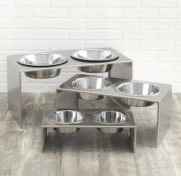 YML Wrought Iron Stand with Stainless Steel Double Dog Bowl, 2.5